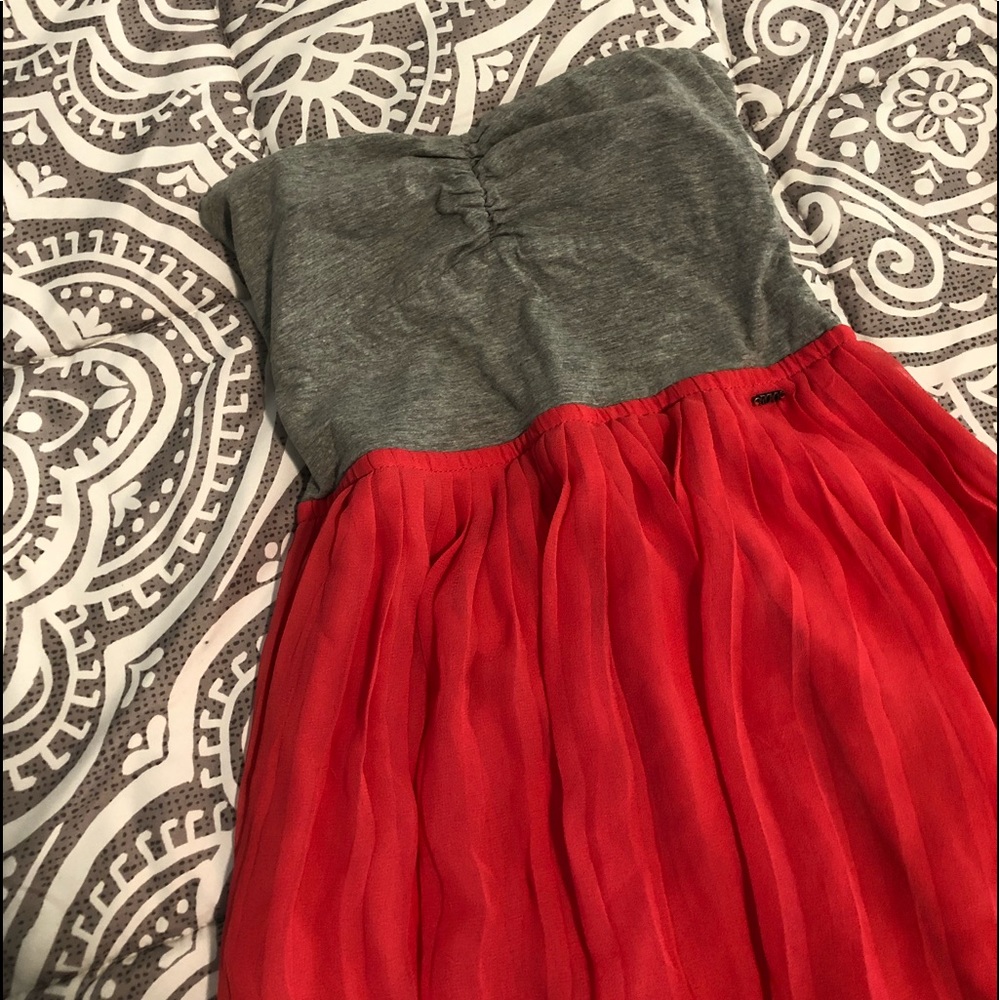 Coral pink & gray Roxy dress in M